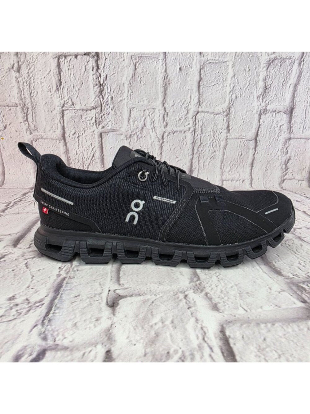 On Cloud 6 Waterproof Running Shoes Womens Size 9.5 Black 3WF10051043 - Picture 2 of 12